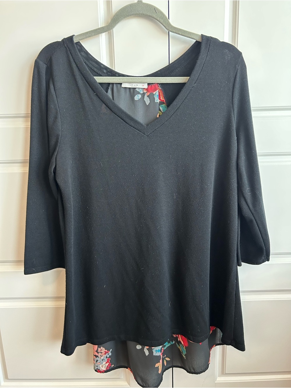 Black V-Neck Layered Tunic with Floral Back Panel - Picture 2 of 7